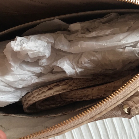 BRAHMIN 🌸❌SOLD❌ - Picture 6 of 7